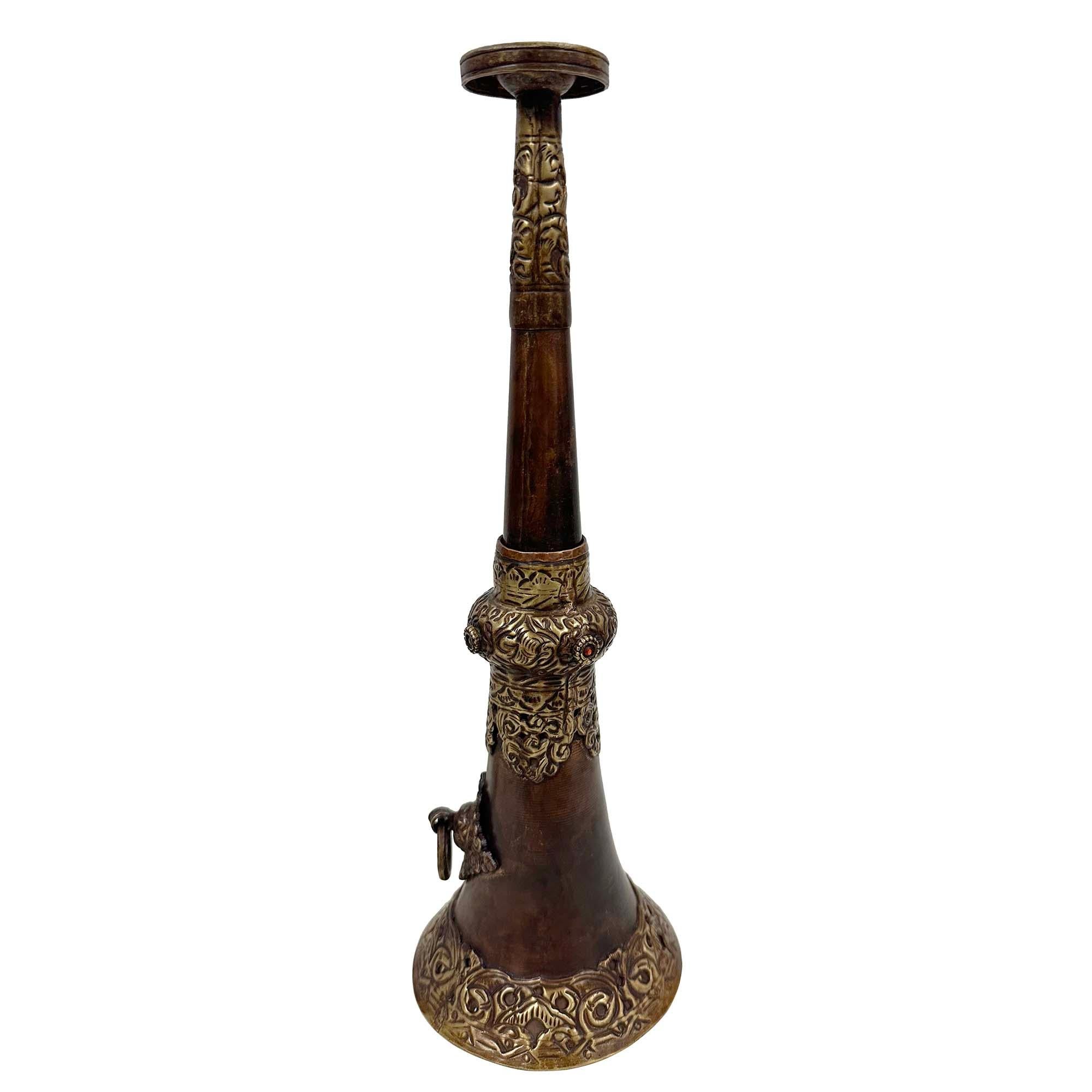 Early 20th Century Tibetan Handcrafted Buddhist Festival Trumpet, Rag-Dung For Sale 4