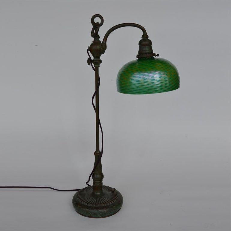 Early 20th Century Tiffany Studios & Co Table Lamp. New York. Art Nouveau en venta