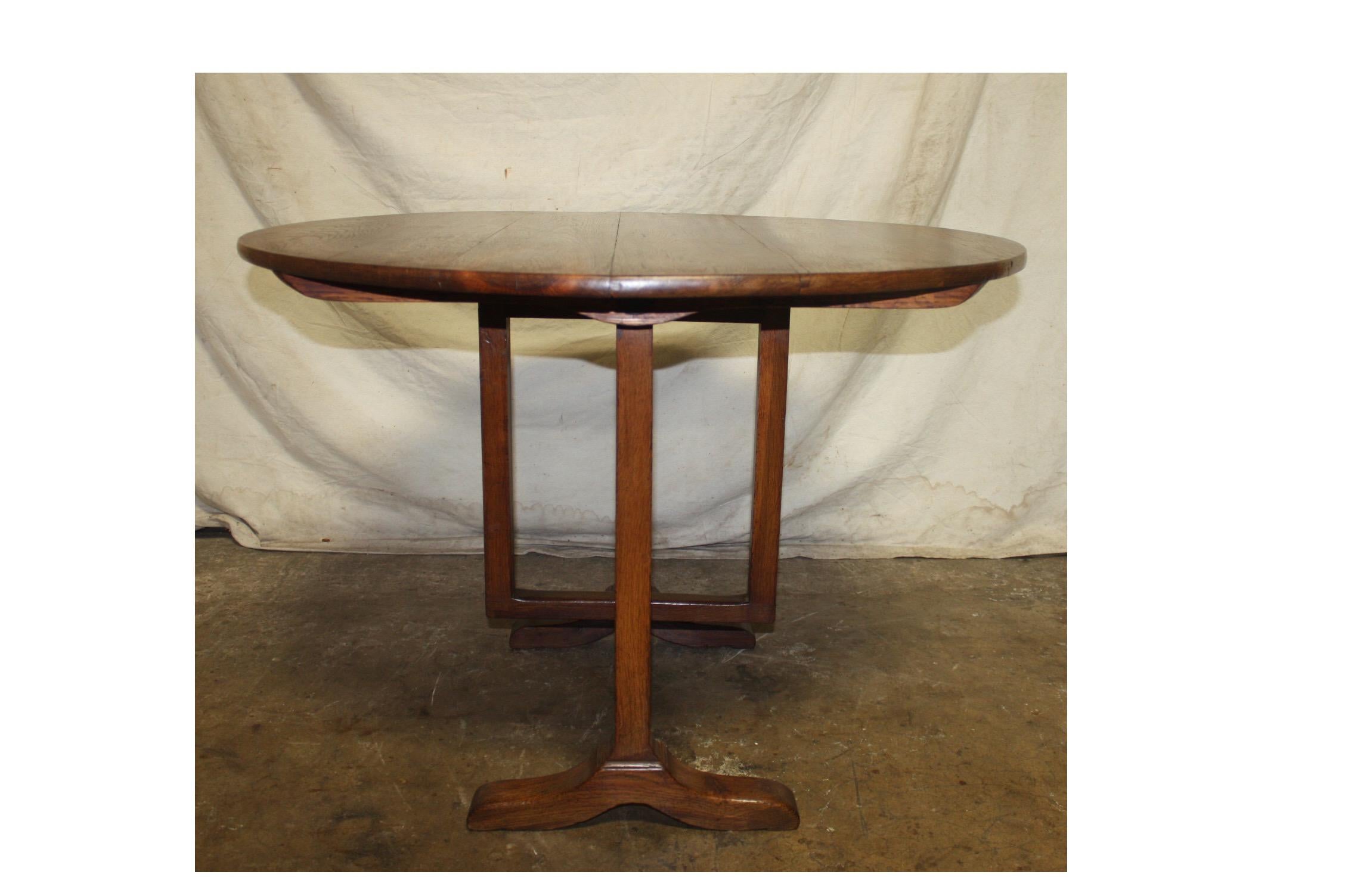 Early 20th Century Tilt Top Table 1