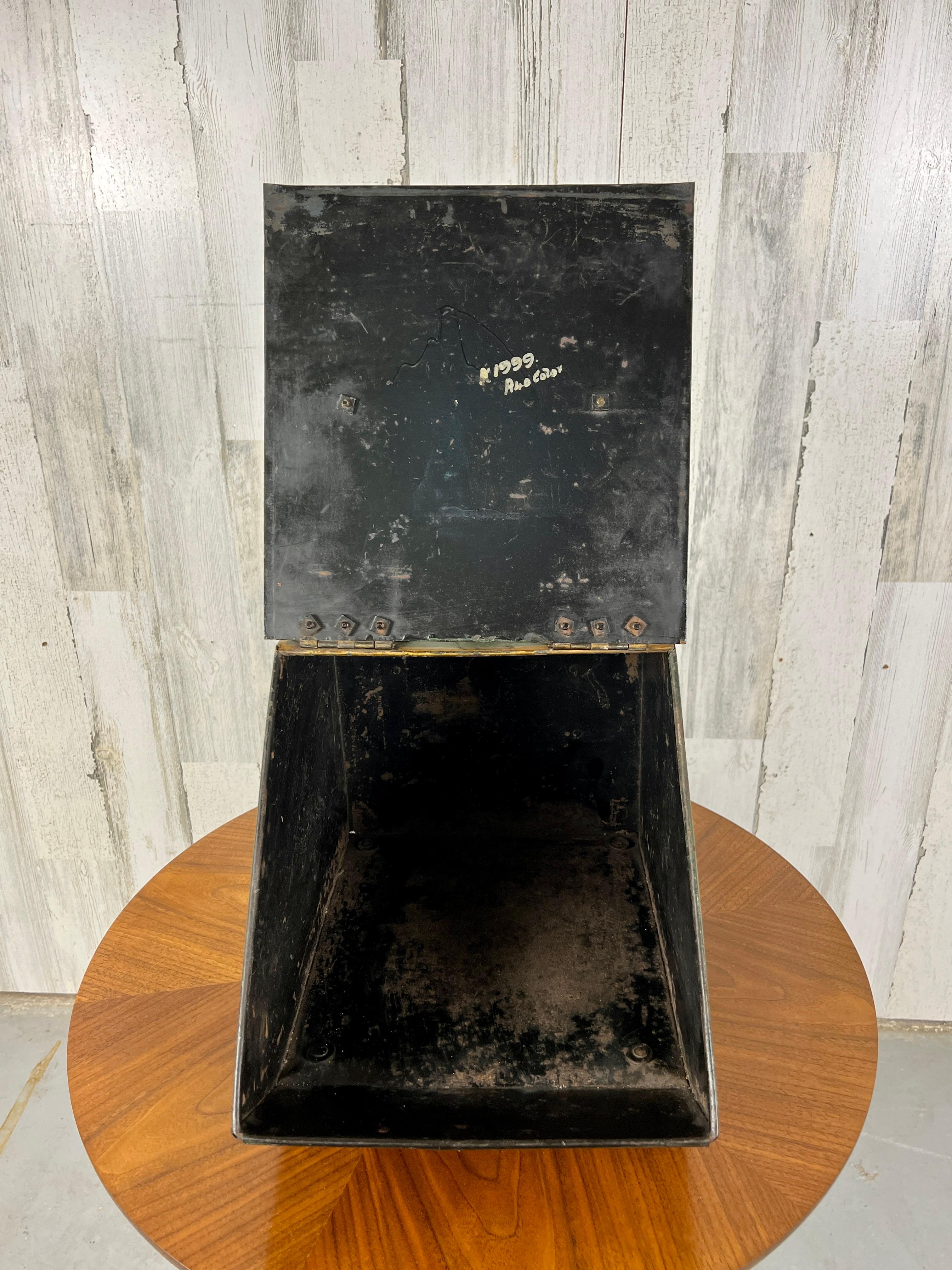 Early 20th Century Tole Painted Coal Box For Sale 4