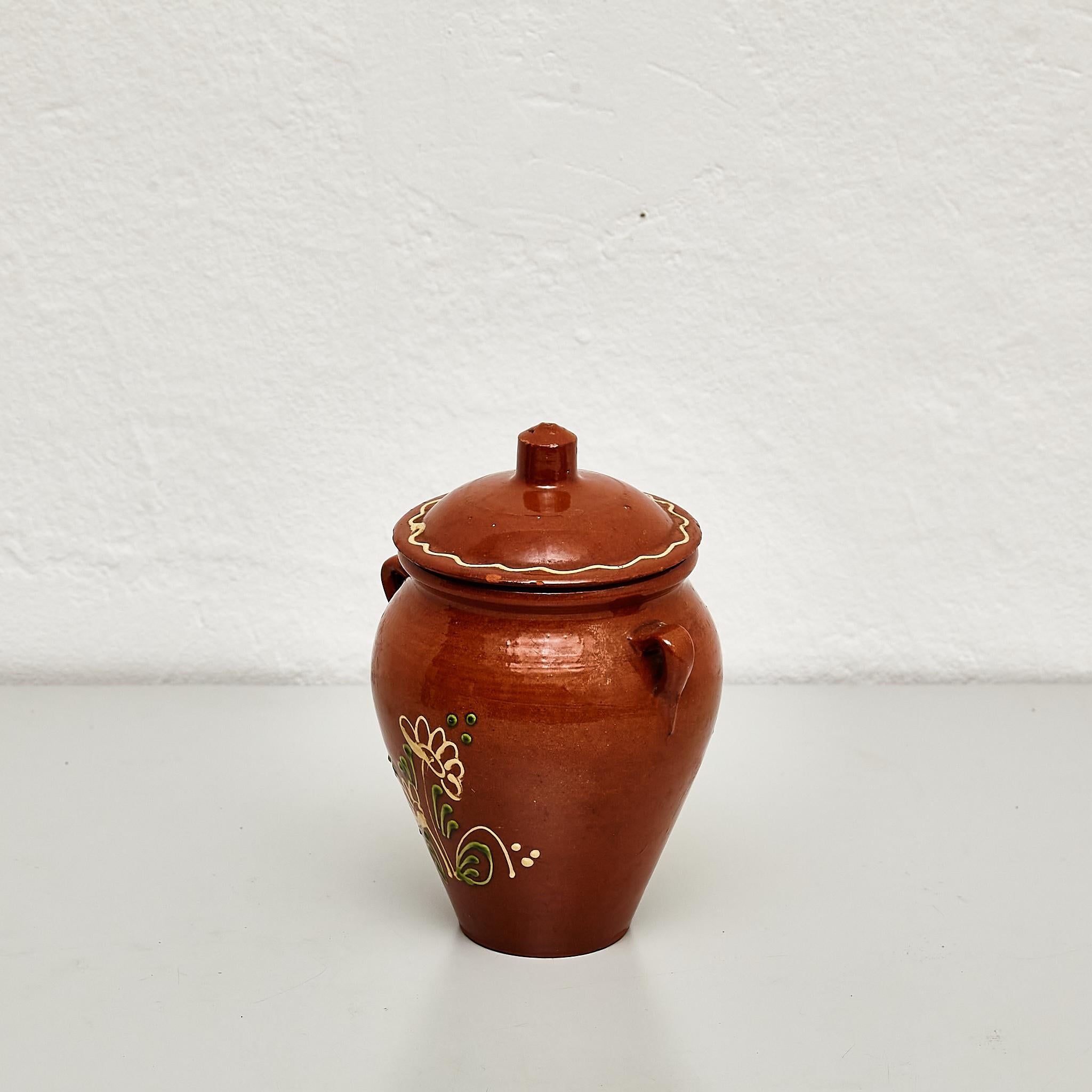 Early 20th Century Traditional Rustic Spanish Ceramic Honey Pot In Good Condition In Barcelona, Barcelona