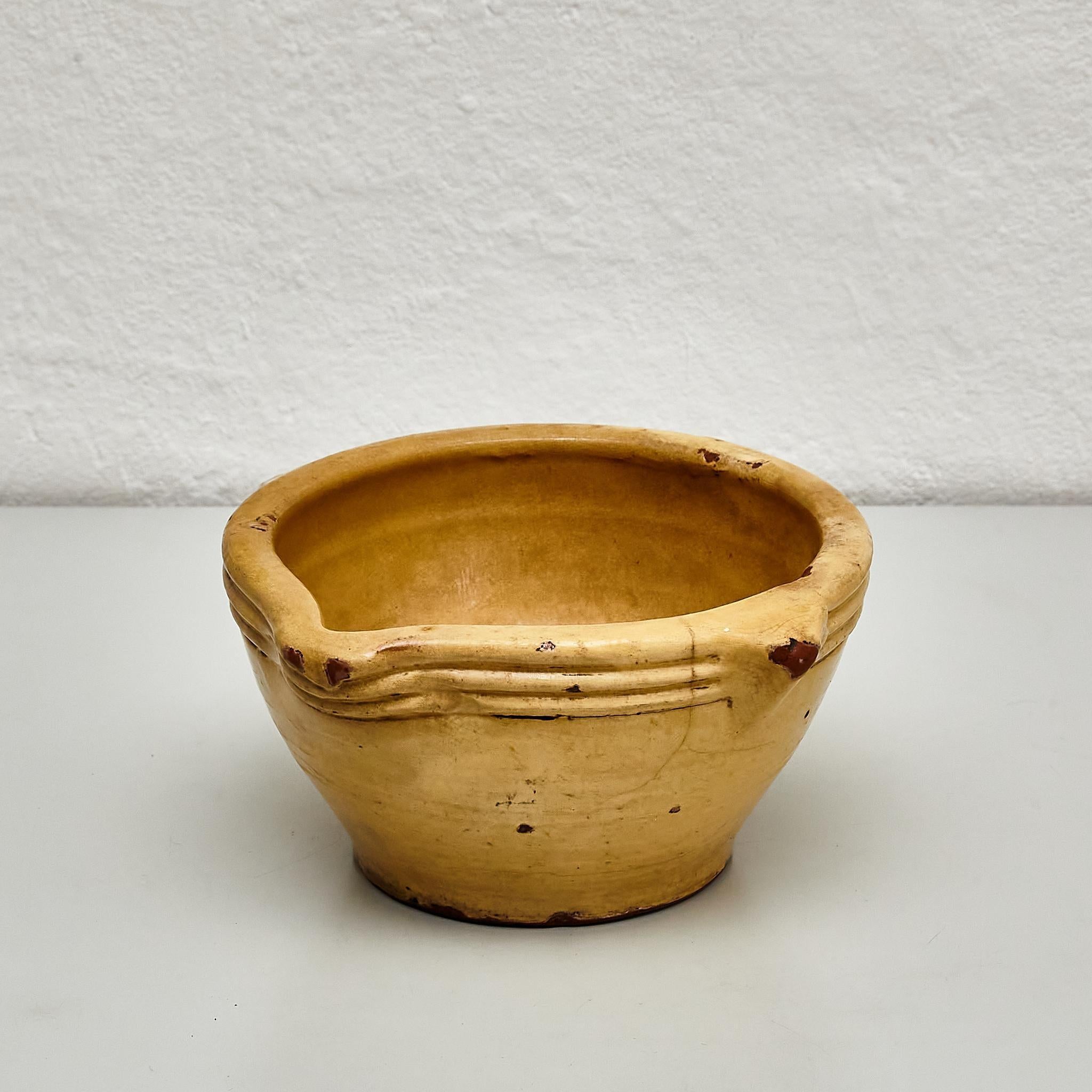 Traditioneller spanischer beigefarbener Mortar aus Keramik des frühen 20. Jahrhunderts im Angebot 4