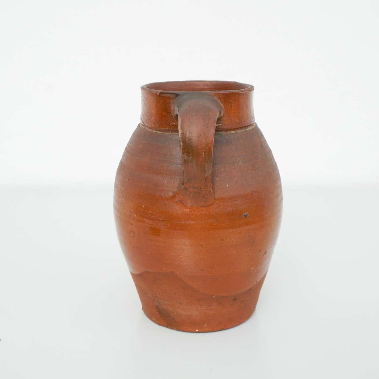 Early 20th Century Traditional Spanish Ceramic Pitcher For Sale 2