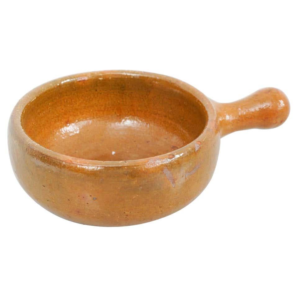Vase en céramique espagnole traditionnelle du début du 20e siècle en vente 2