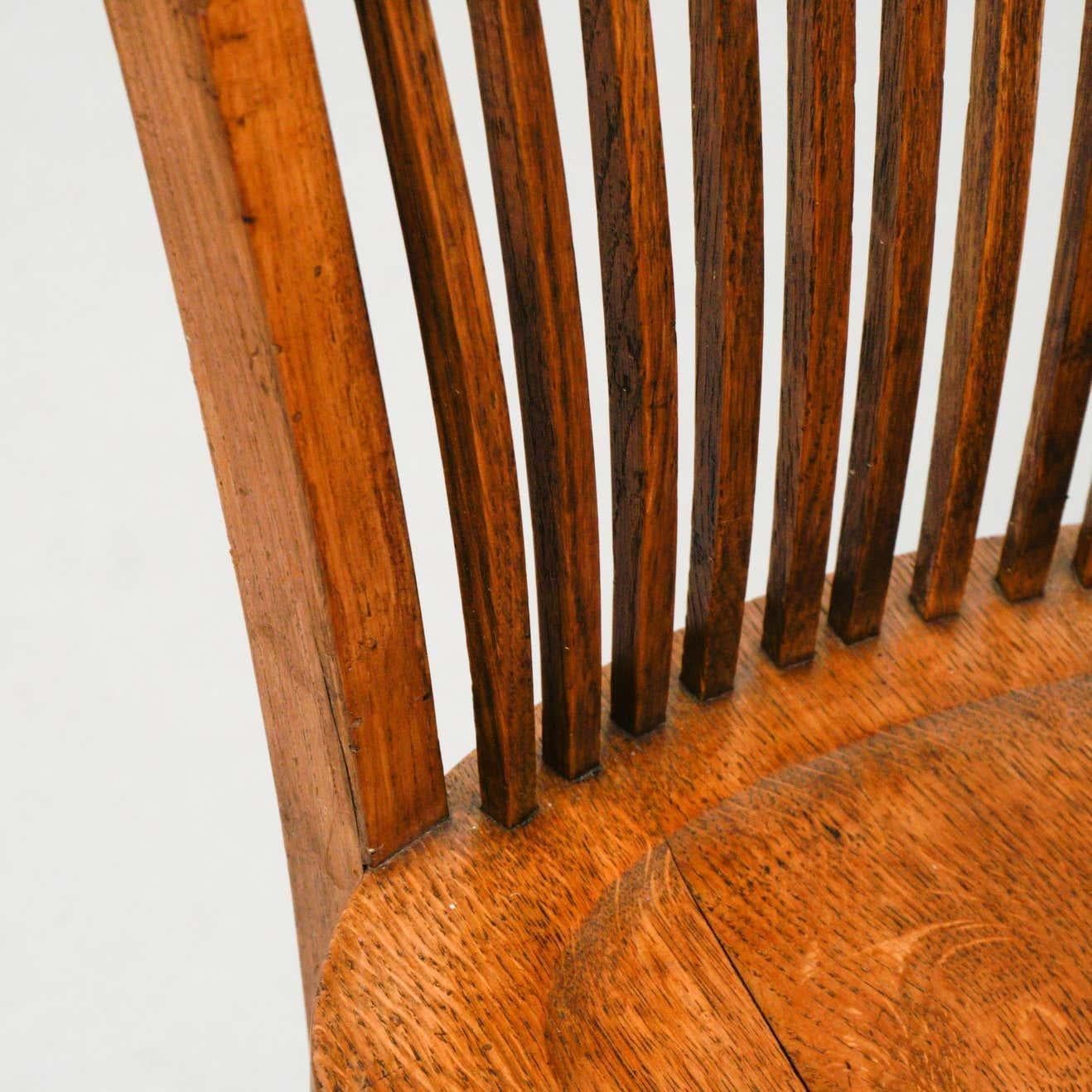 Début du 20e siècle, Chaise traditionnelle en bois 4