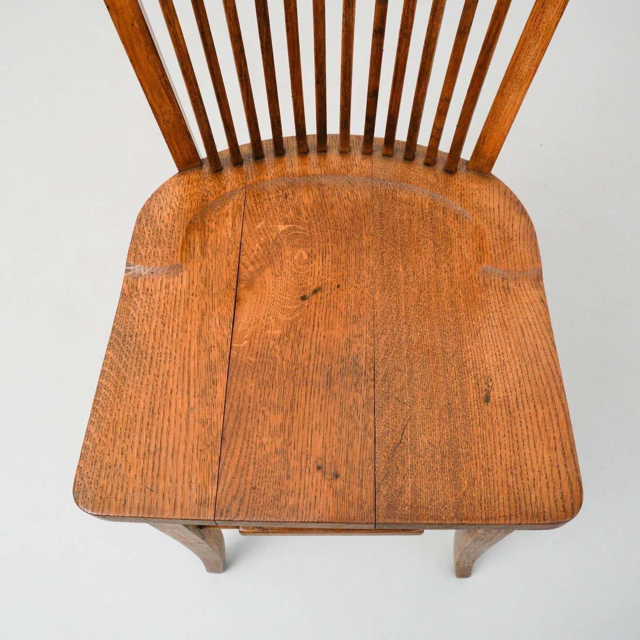 Début du 20e siècle, Chaise traditionnelle en bois 5