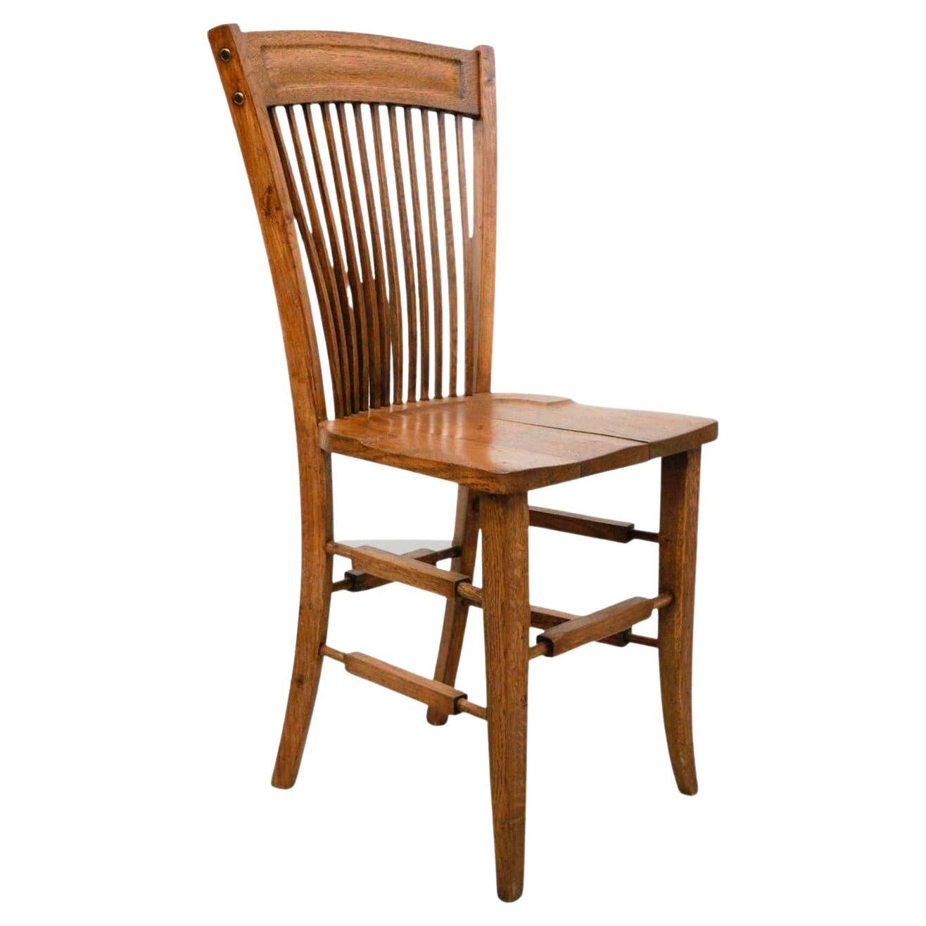 Début du 20e siècle, Chaise traditionnelle en bois