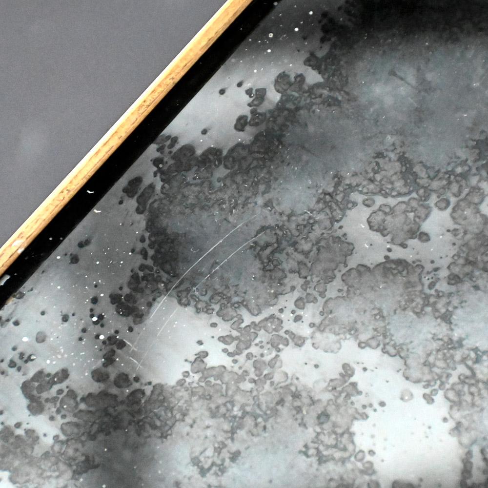 Early 20th Century tripartite 3 part)verre églomisé, Maison Baguès coffee tabl In Good Condition For Sale In London, GB