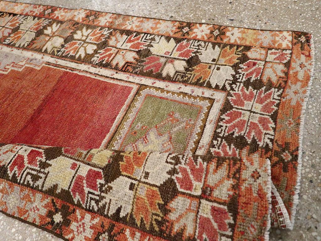 Türkischer anatolischer Bettvorleger aus dem frühen 20. (Wolle) im Angebot