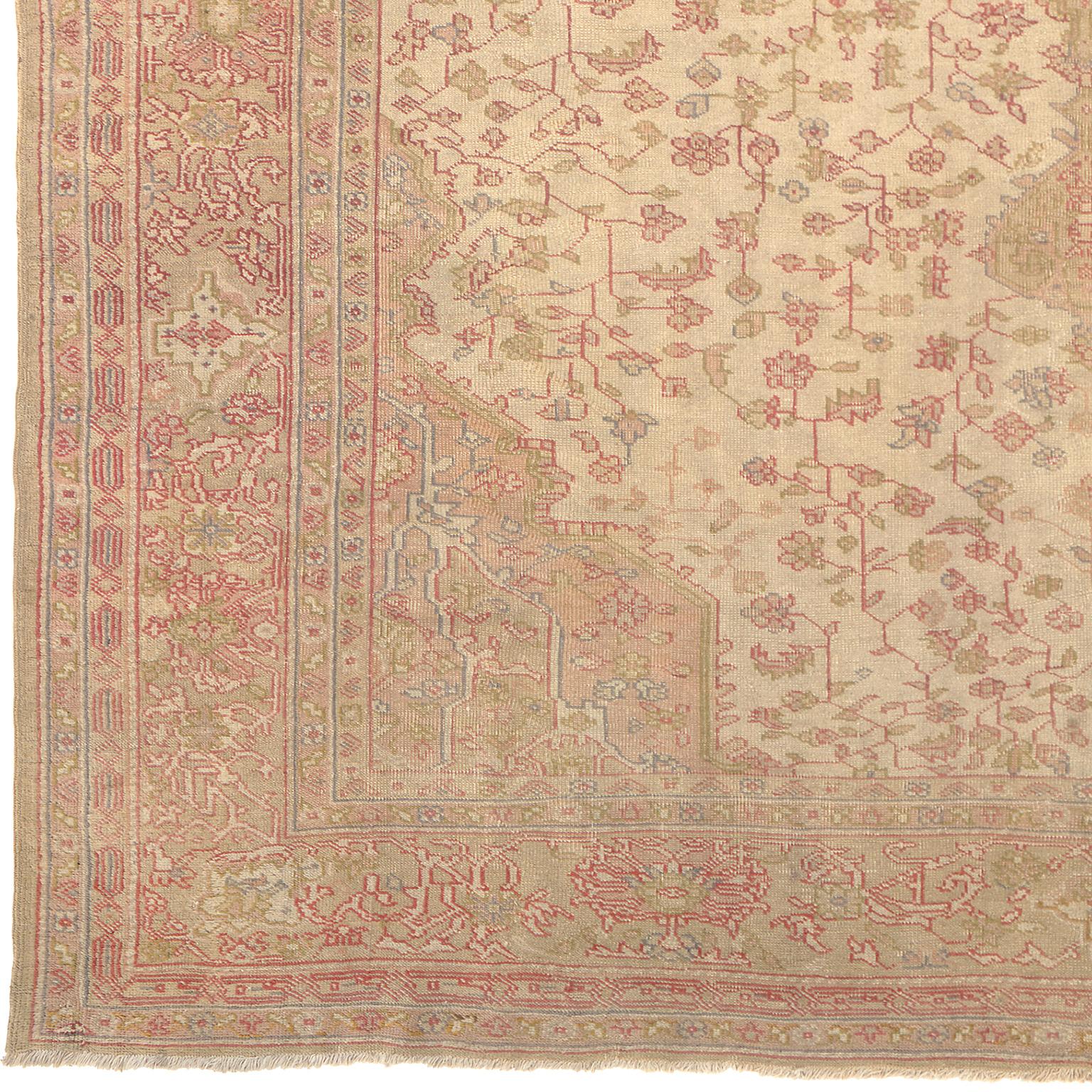 Türkei, um 1910
Handgewebt
Maße: 13'2