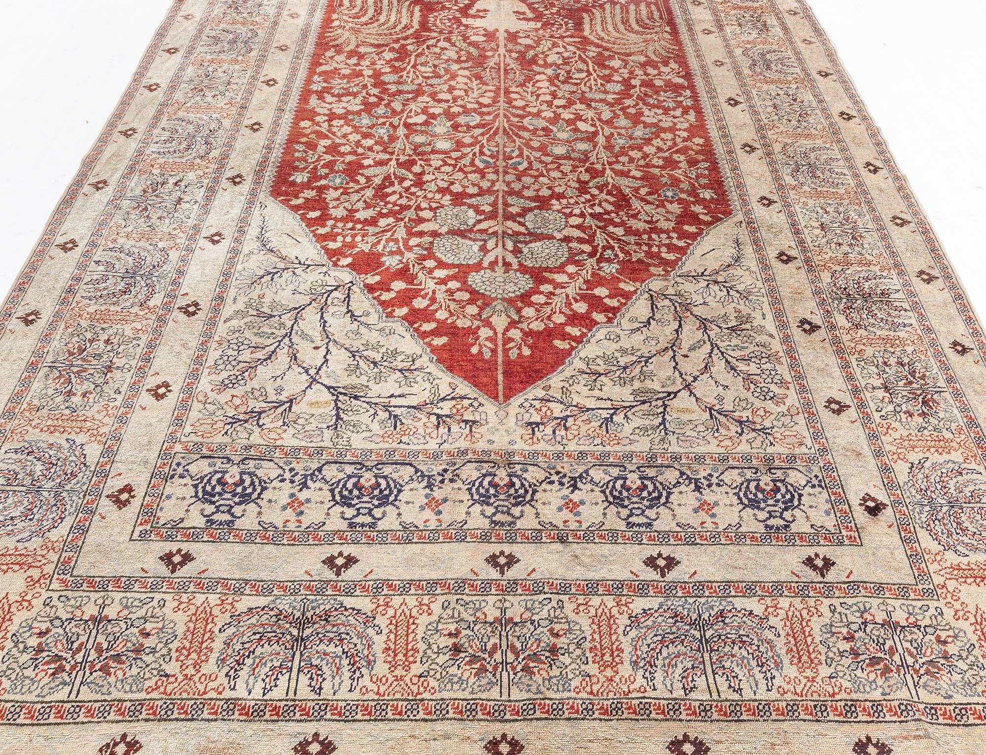 Early 20th Century Turkish Handmade Silk Rug In Good Condition For Sale In New York, NY