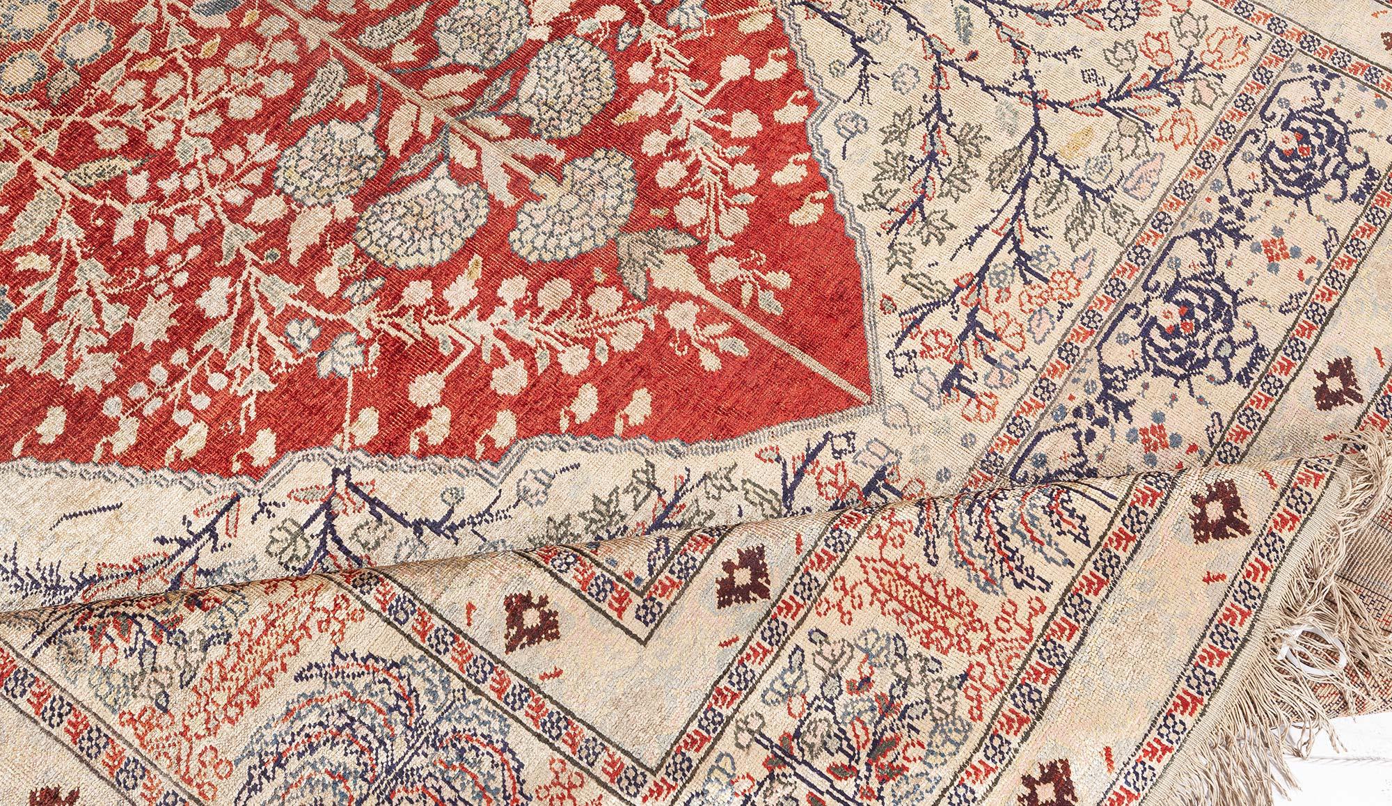 Early 20th Century Turkish Handmade Silk Rug For Sale 3