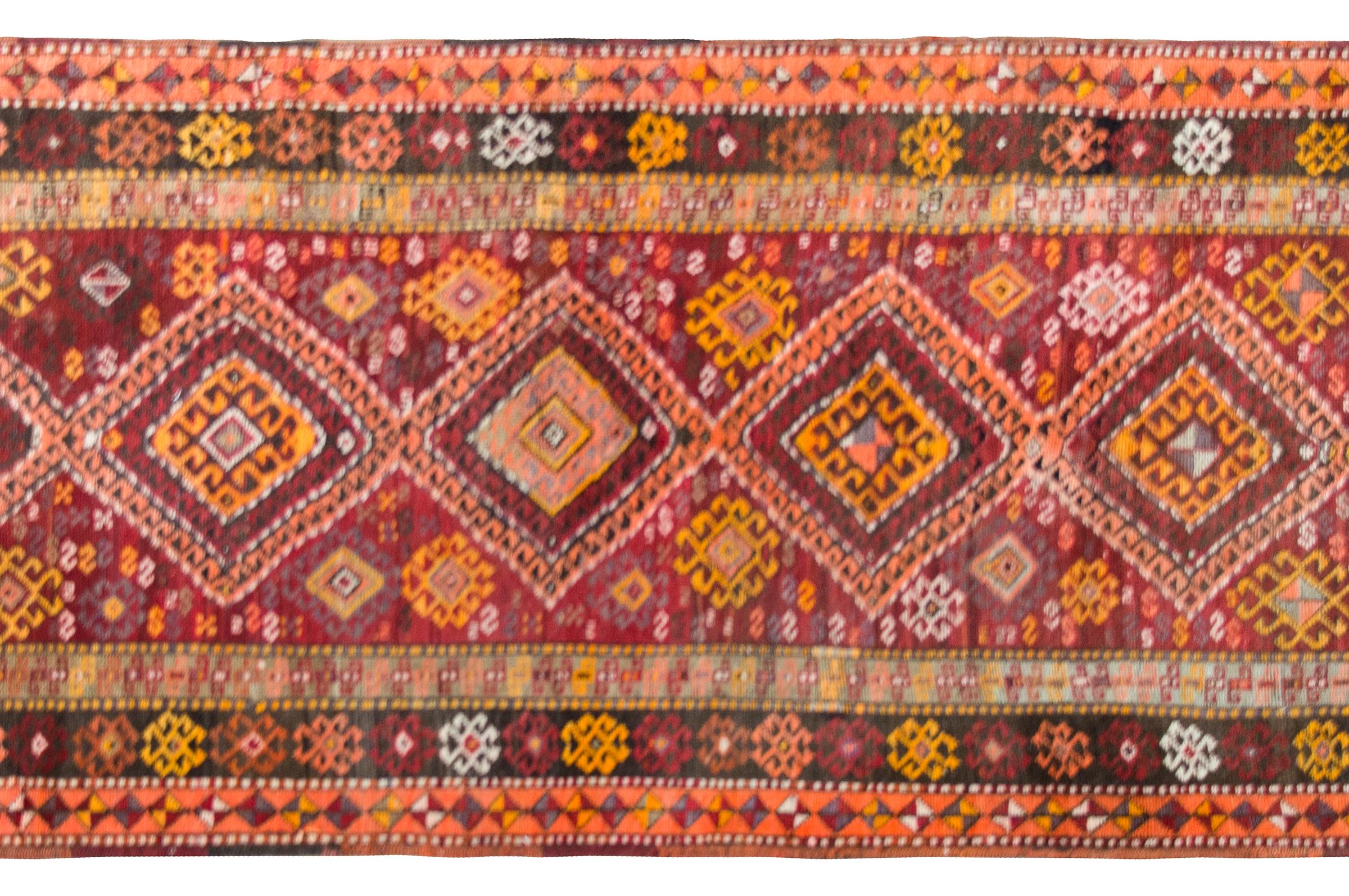 Türkischer Kars-Teppich des frühen 20. Jahrhunderts (Stammeskunst) im Angebot