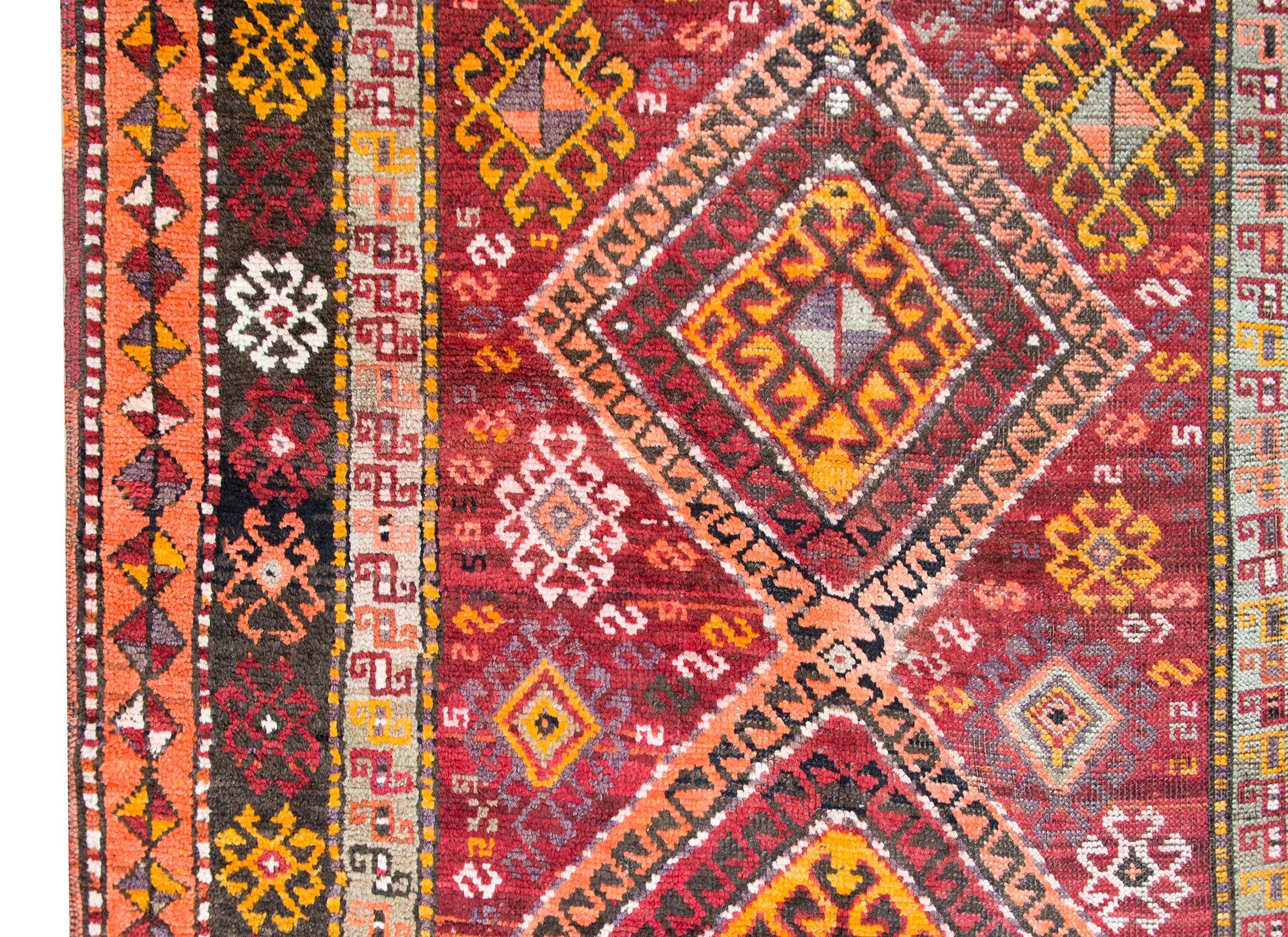 Türkischer Kars-Teppich des frühen 20. Jahrhunderts (Mitte des 20. Jahrhunderts) im Angebot