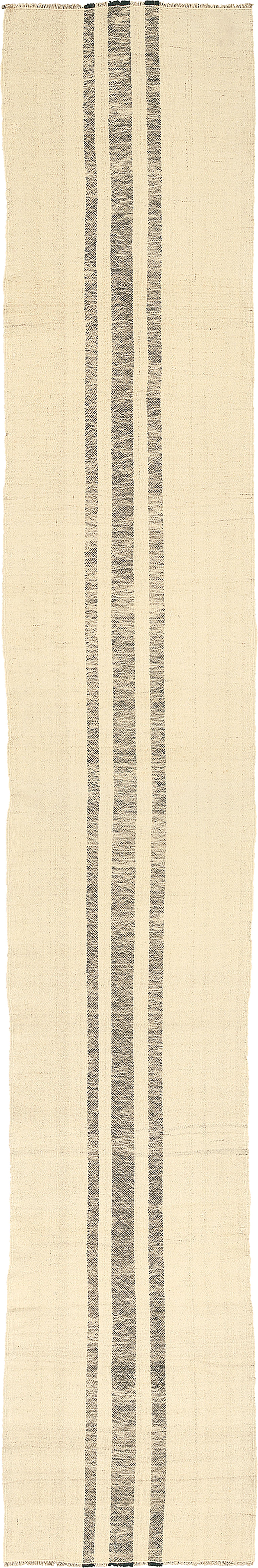 Turkey, circa 1920
Handwoven
Measures: 15'8