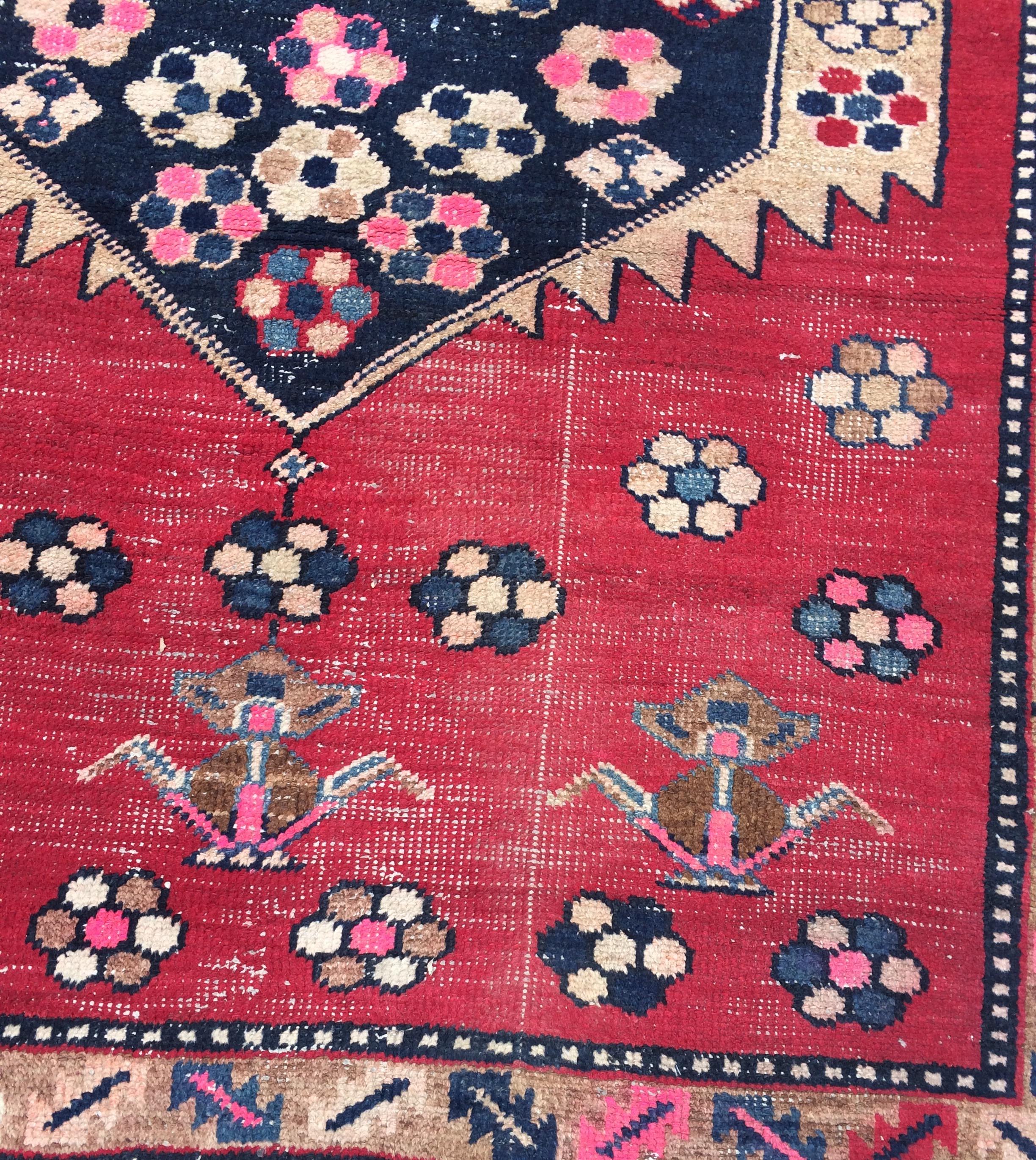 Early 20th Century Semi-Antique Accent Rug In Good Condition In Miami, FL