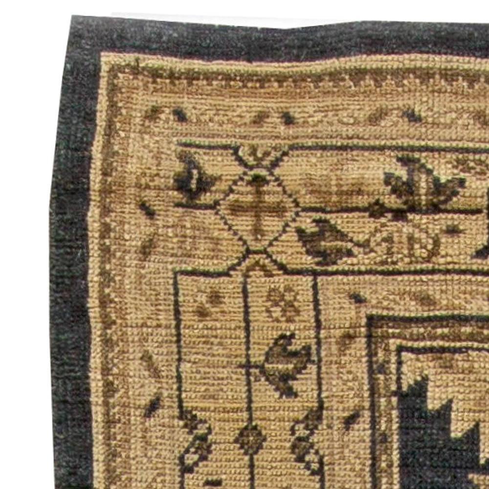 Early 20th Century Turkish Oushak Botanic Wool Rug For Sale 2