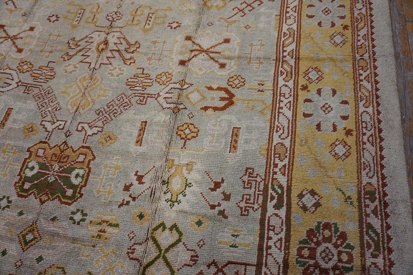 Türkischer Oushak-Teppich des frühen 20. Jahrhunderts 9' 2