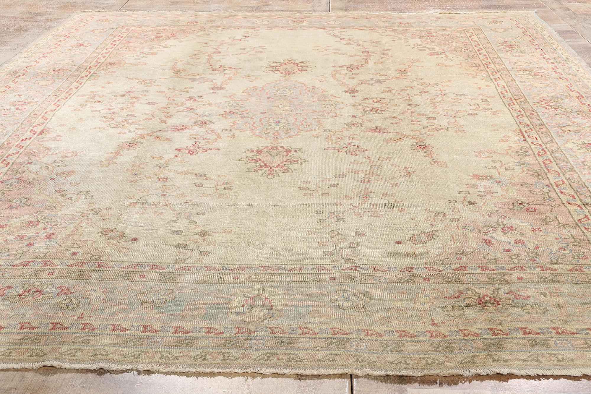 Tappeto Oushak turco dei primi del Novecento con stile moderno in vendita 2