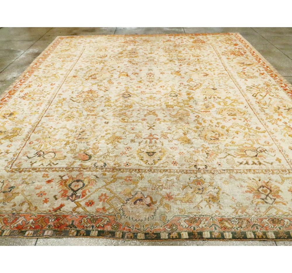 Early 20th Century Turkish Oushak Large and Square Room Size Carpet In Good Condition For Sale In New York, NY