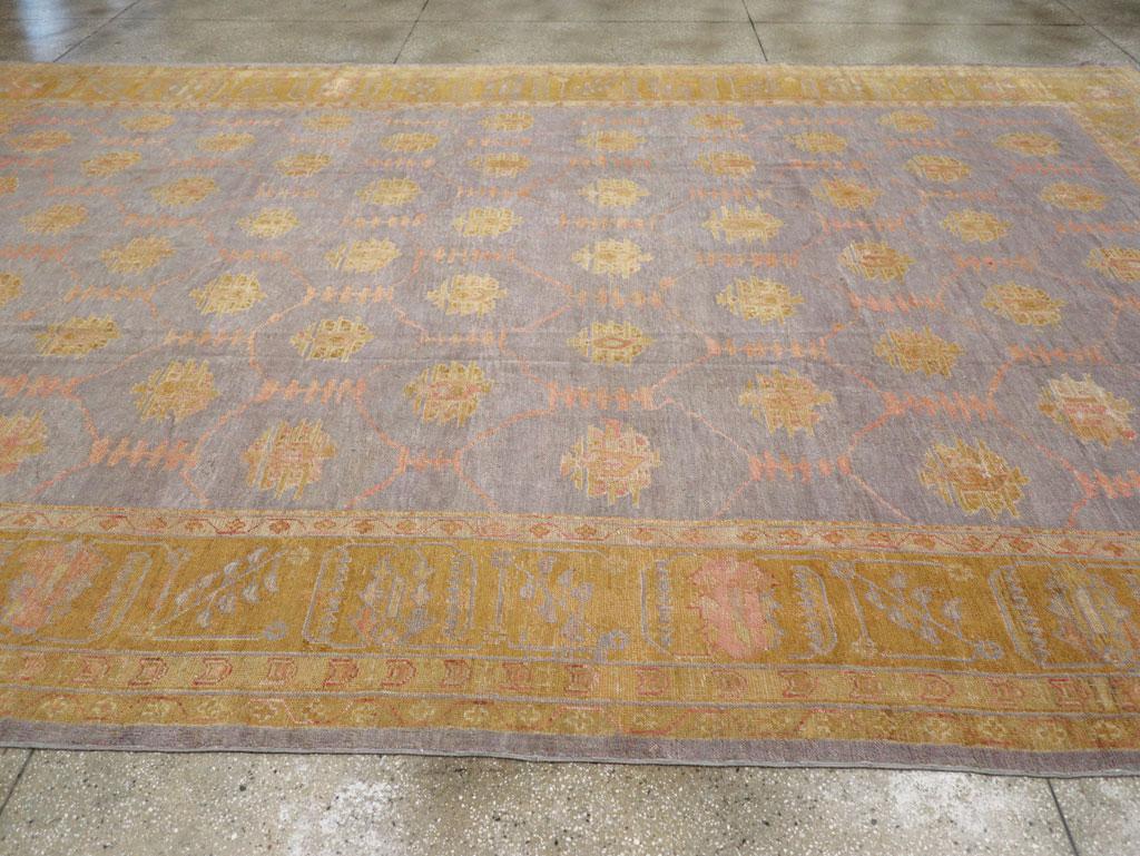 Early 20th Century Turkish Oushak Large Carpet In Excellent Condition For Sale In New York, NY