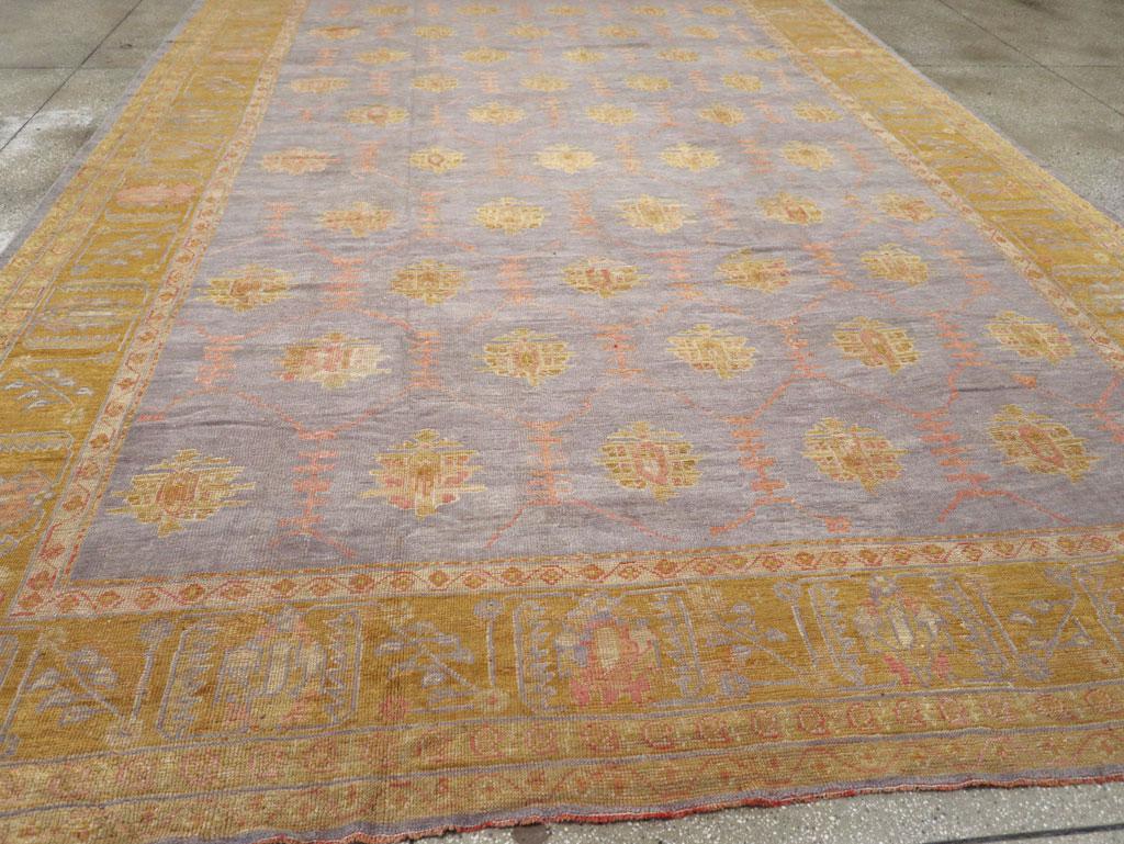 Early 20th Century Turkish Oushak Large Carpet For Sale 1