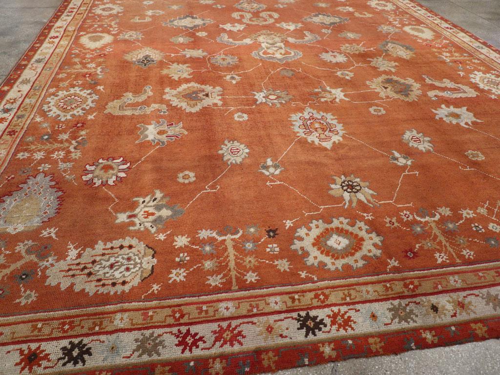 Early 20th Century Turkish Oushak Large Carpet For Sale 1