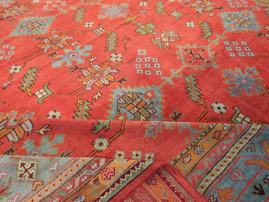 Gran alfombra turca Oushak de principios del siglo XX en venta 1