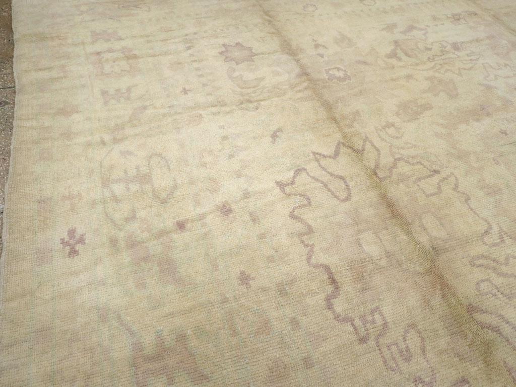 Hand-Knotted Early 20th Century Turkish Oushak Large Room Size Carpet For Sale
