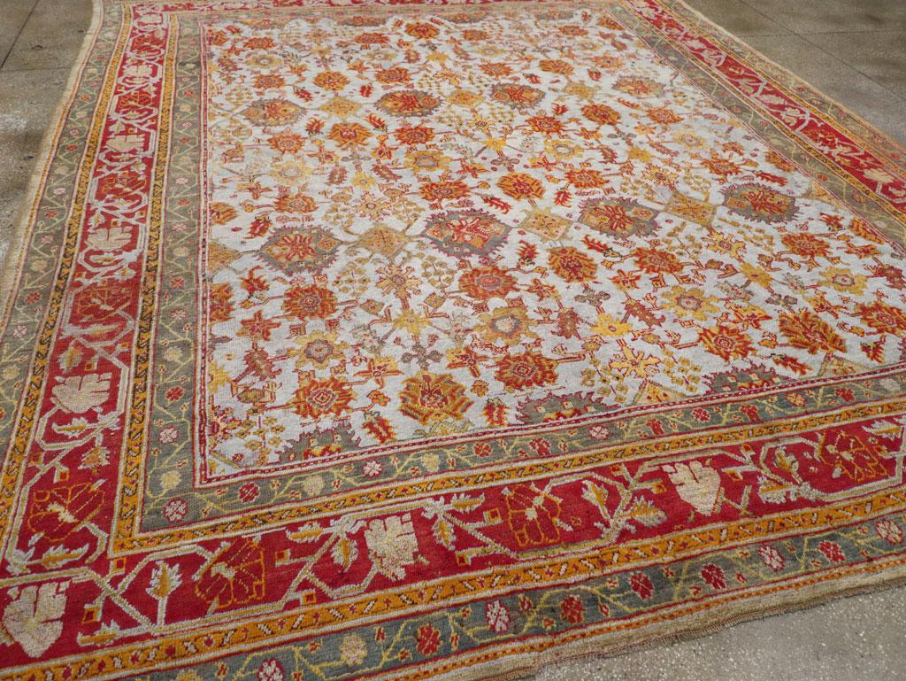 Early 20th Century Turkish Oushak Large Room Size Carpet For Sale 1