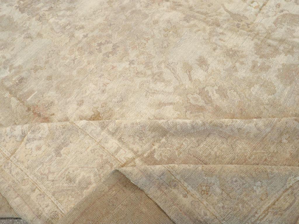 Early 20th Century Turkish Oushak Large Room Size Carpet For Sale 2
