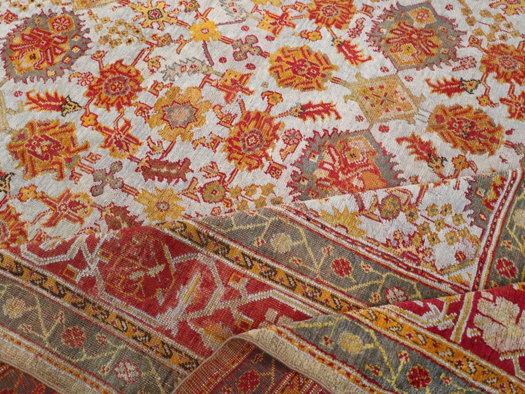 Early 20th Century Turkish Oushak Large Room Size Carpet For Sale 2