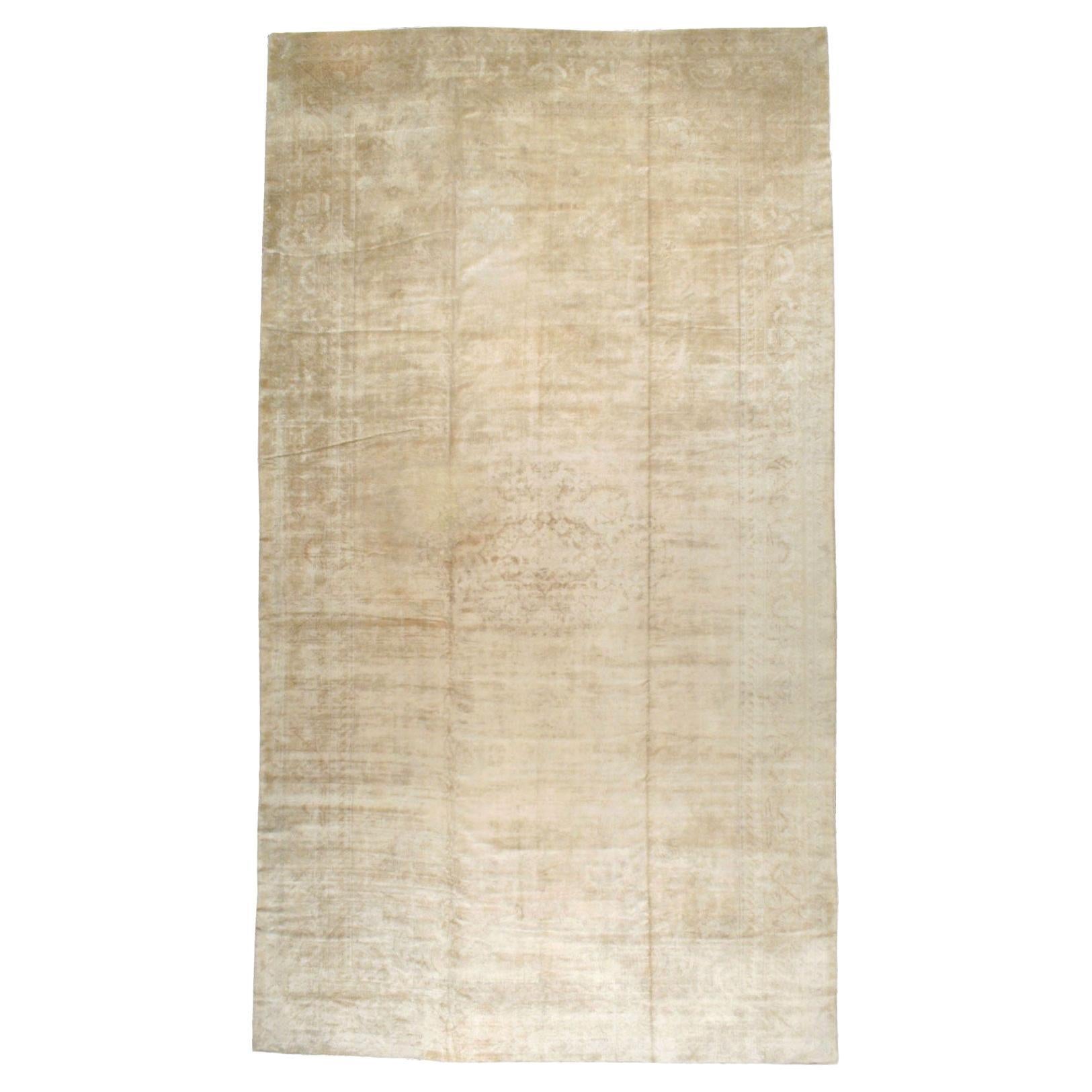 Early 20th Century Turkish Oushak Oversize Carpet
