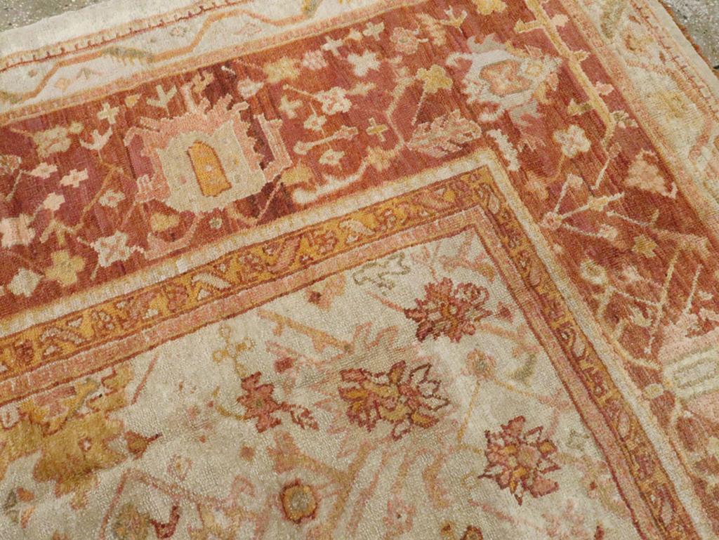 Early 20th Century Turkish Oushak Room Size Carpet In Excellent Condition For Sale In New York, NY