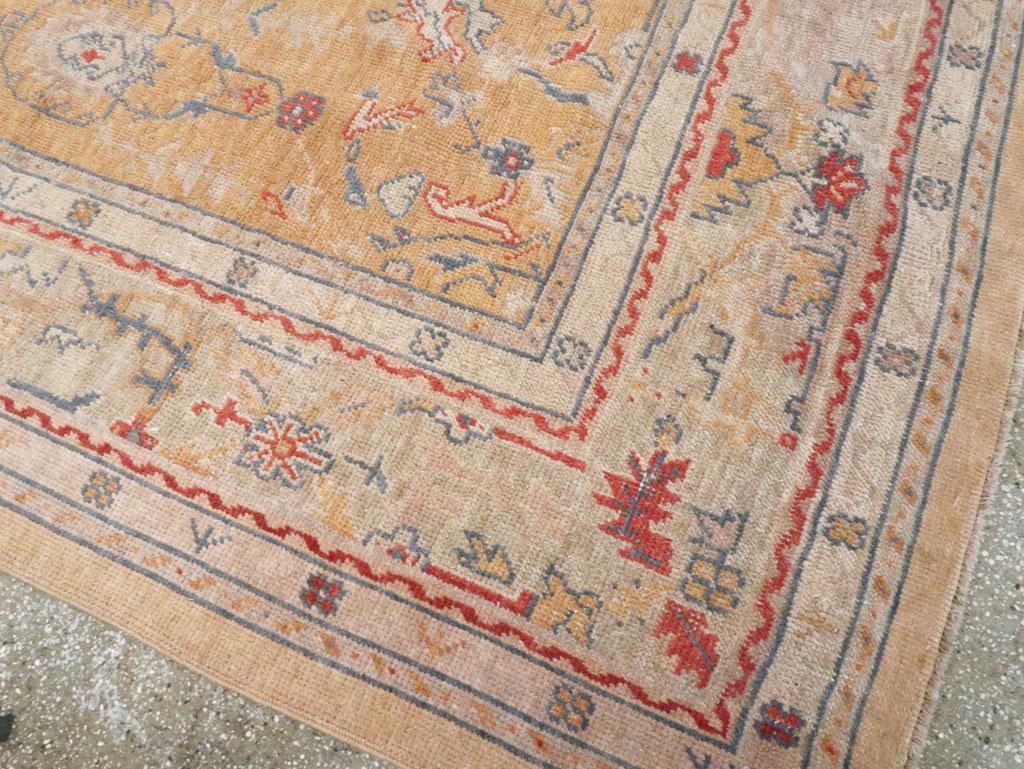 Early 20th Century Turkish Oushak Room Size Carpet For Sale 1