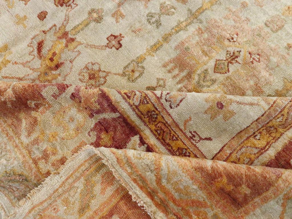 Early 20th Century Turkish Oushak Room Size Carpet For Sale 1