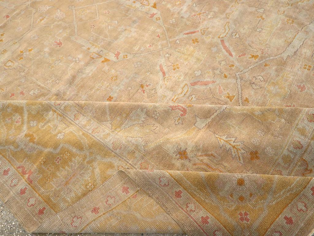 Early 20th Century Turkish Oushak Room Size Carpet For Sale 2