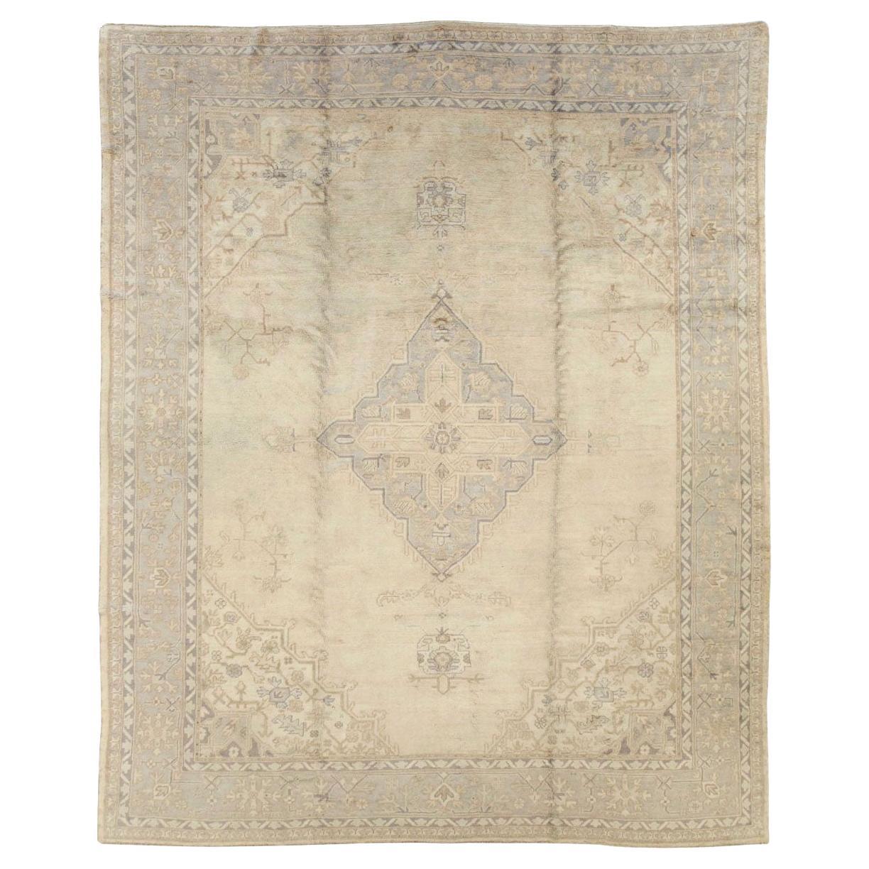 Tapis turc Oushak du début du 20e siècle