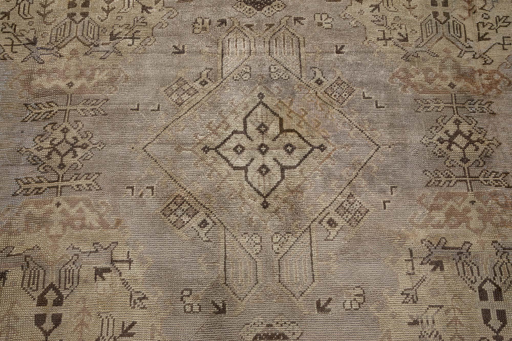 Authentic Early 20th century Turkish Oushak rug
Size: 13'7