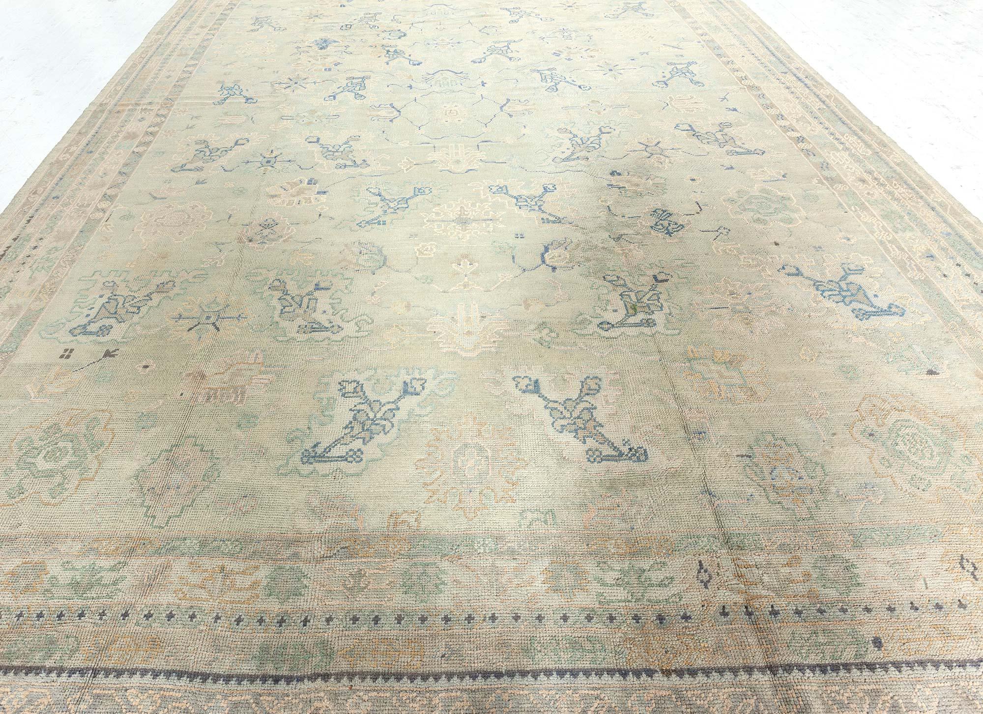 Hand-Knotted Early 20th Century Turkish Oushak Rug For Sale