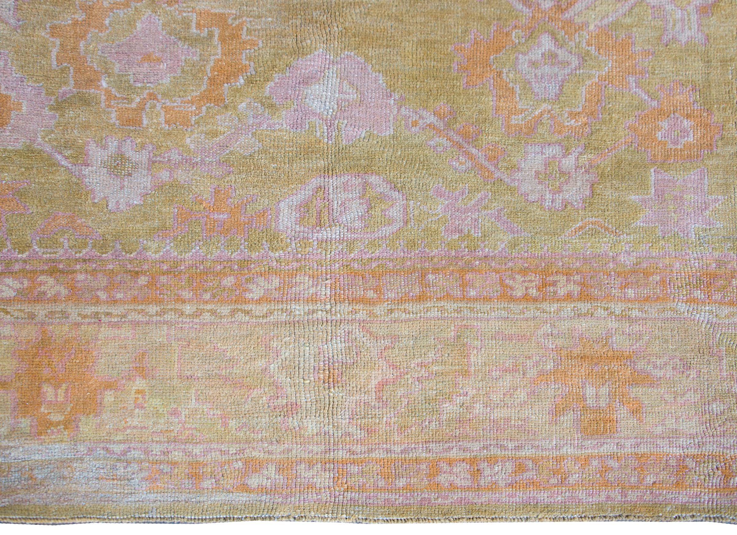 Early 20th Century Turkish Oushak Rug For Sale 1