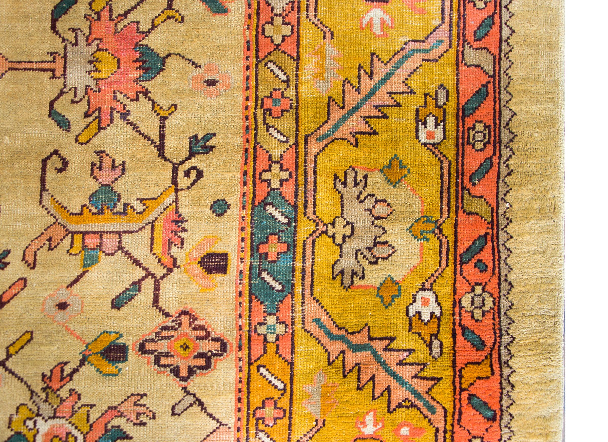 Early 20th Century Turkish Oushak Rug For Sale 1
