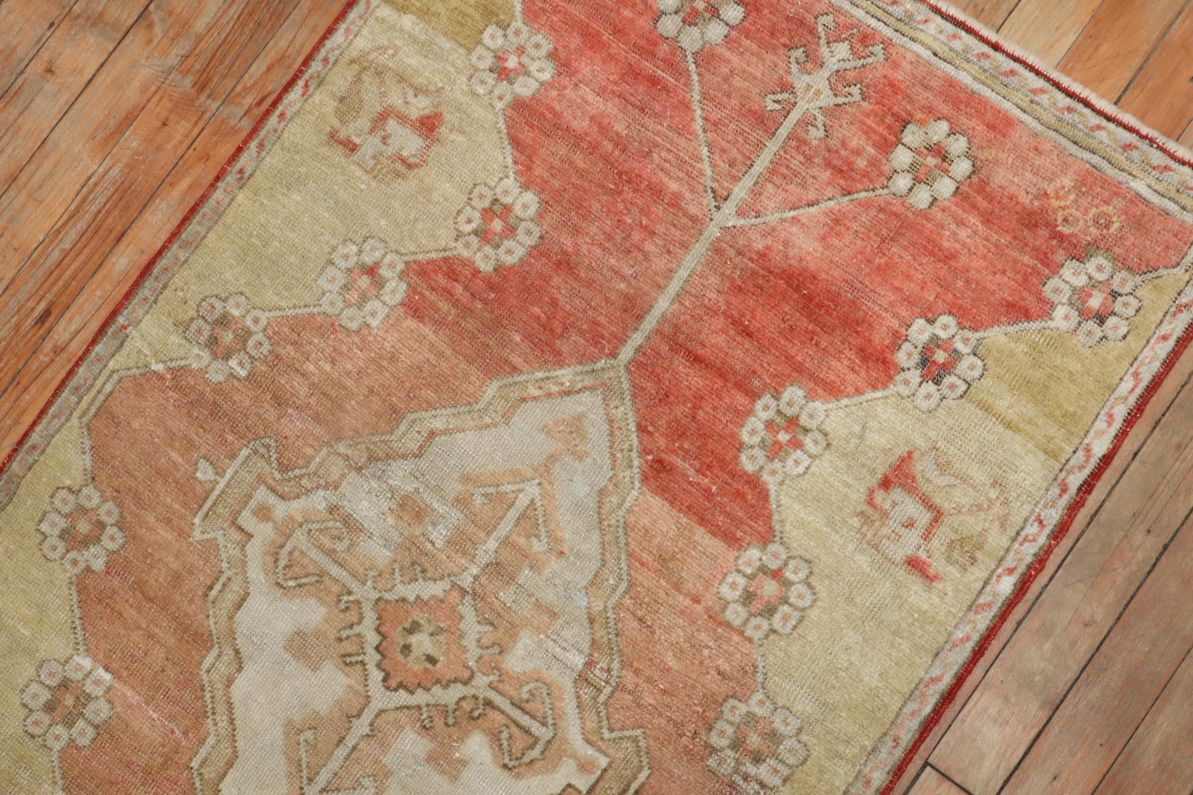 Hand-Woven Early 20th Century Turkish Sivas Rug For Sale