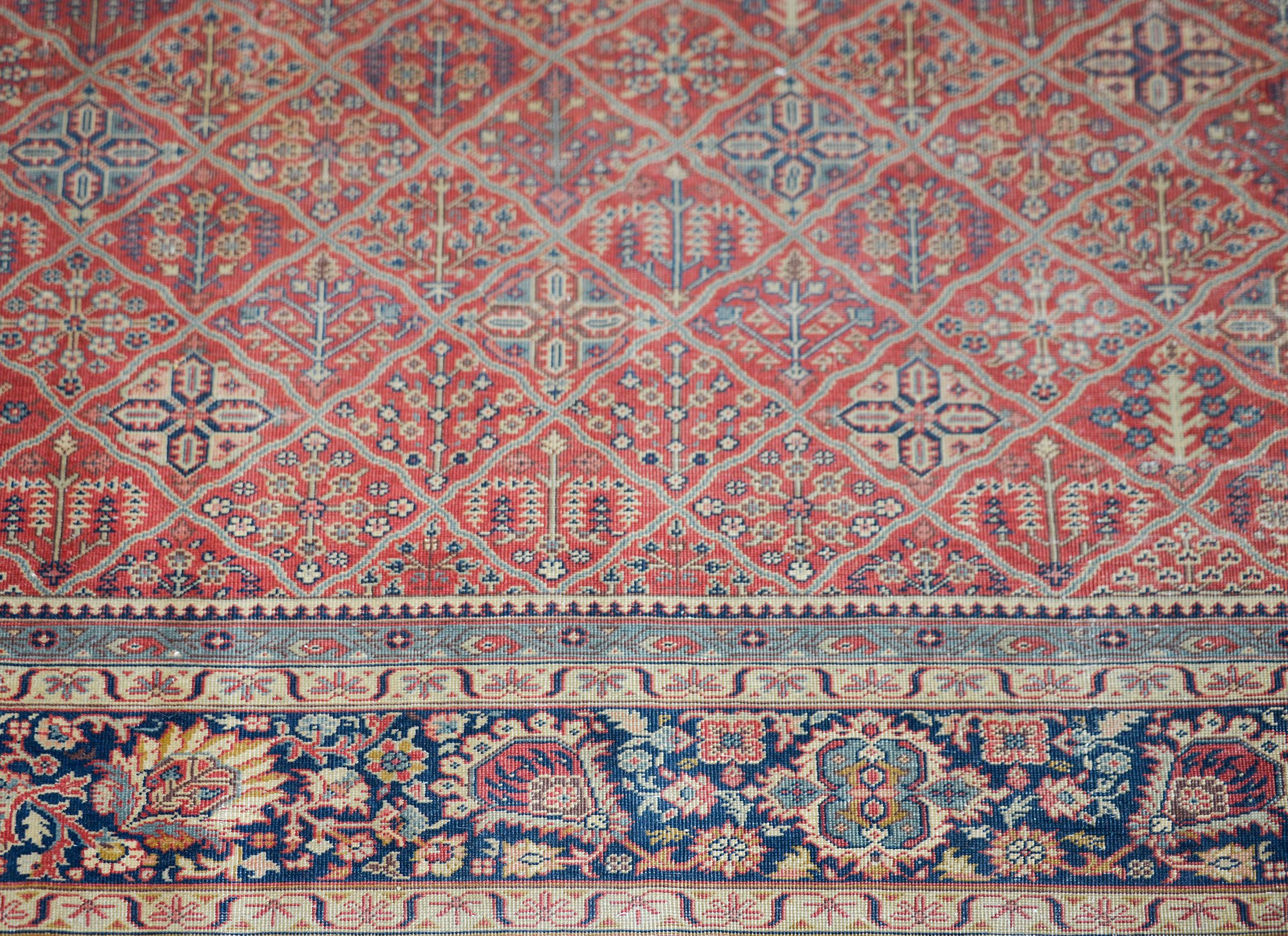 Early 20th Century Turkish Sivas Rug For Sale 2