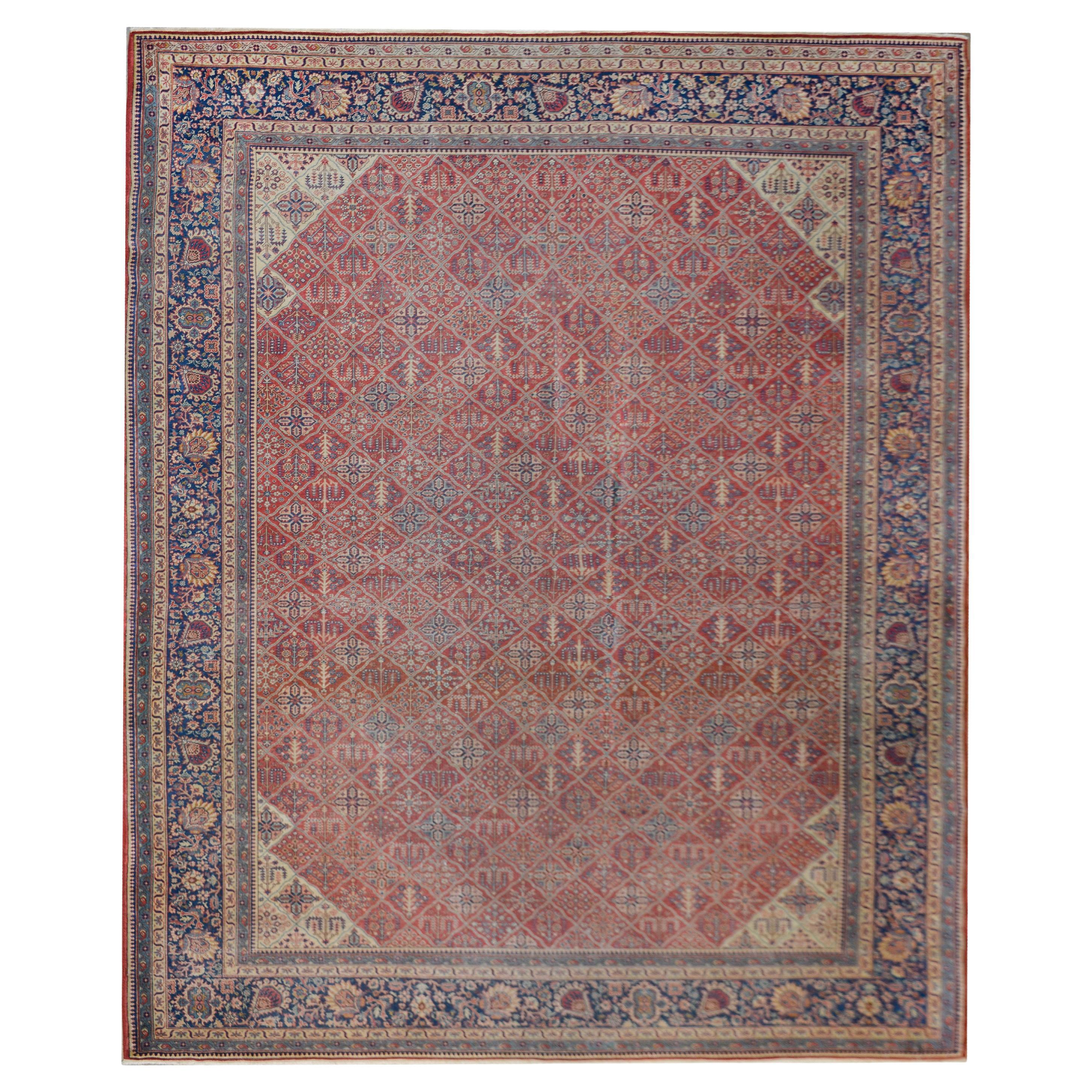 Early 20th Century Turkish Sivas Rug For Sale