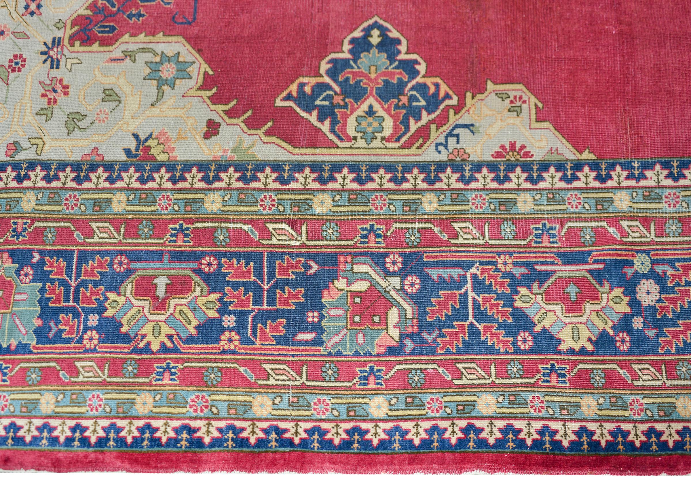 Early 20th Century Turkish Sparta Serapi Rug For Sale 1