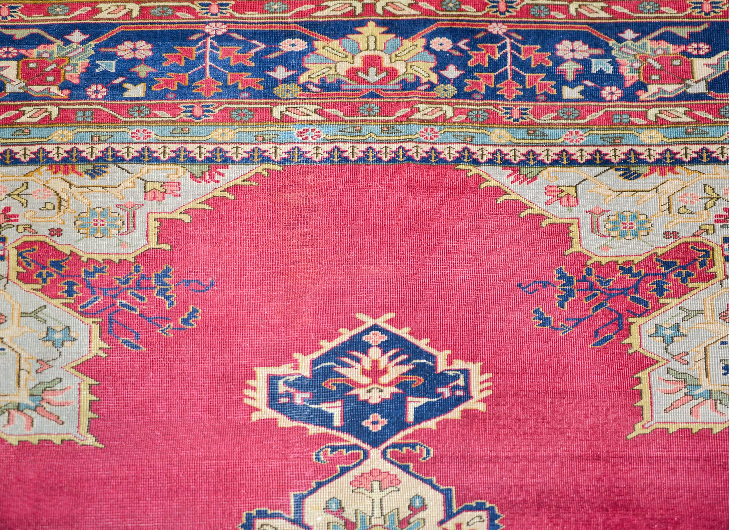 Early 20th Century Turkish Sparta Serapi Rug For Sale 2