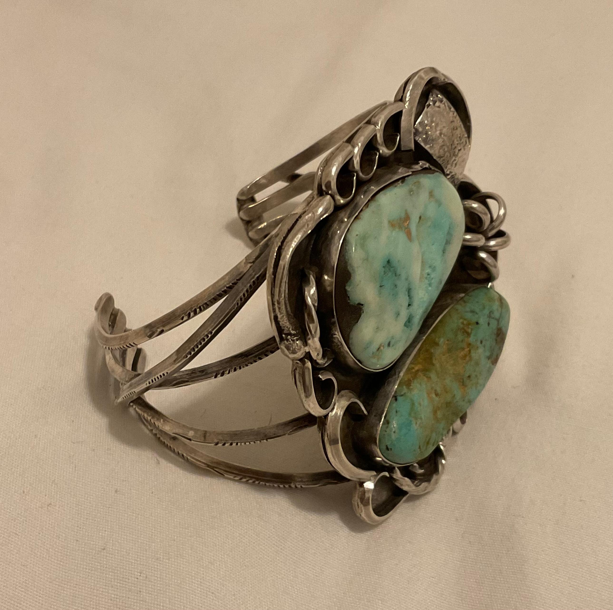 Native American Early 20th Century Turquoise Mountain Bird's Eye Sterling Silver Cuff Bracelet
