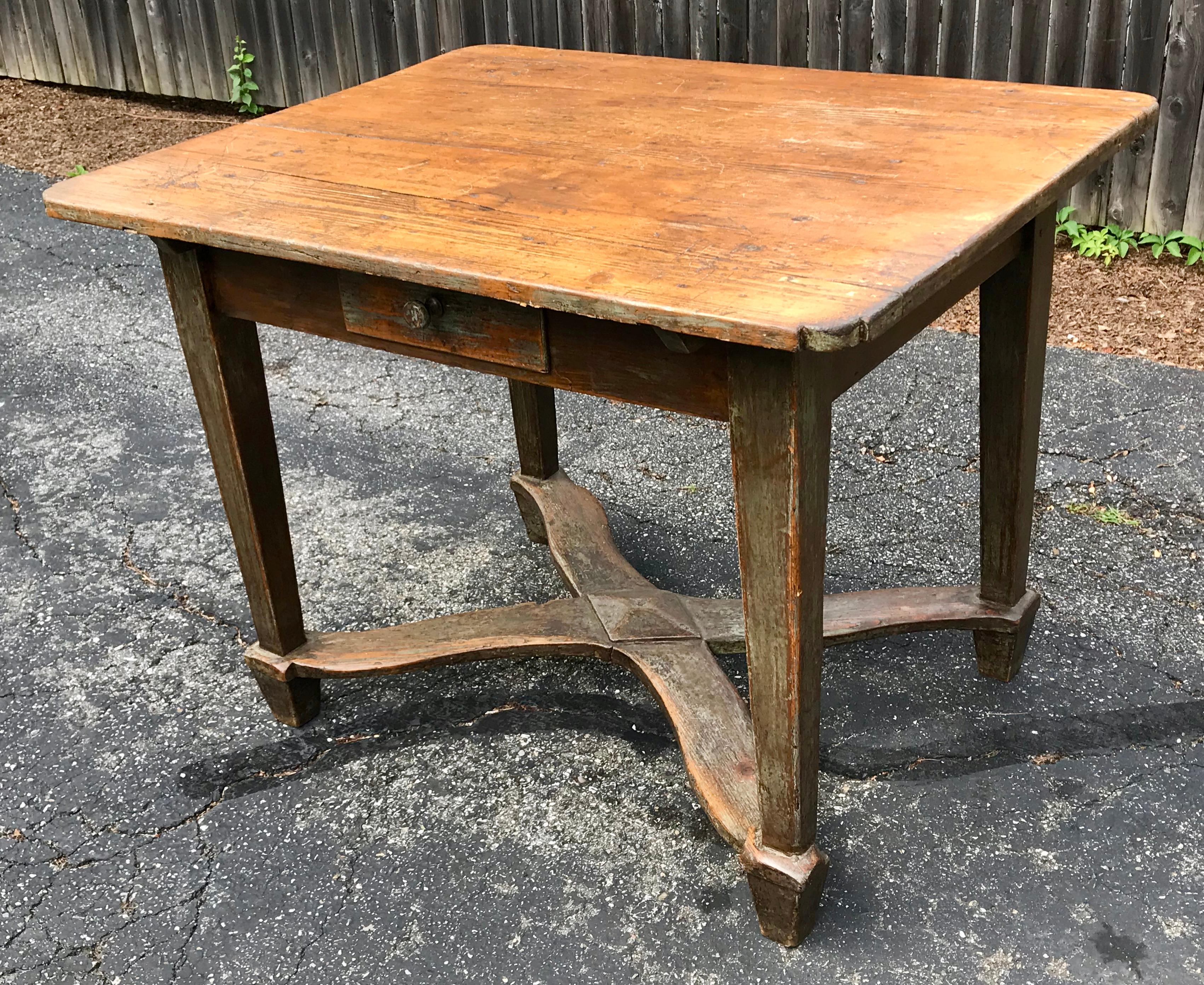 Beautiful Tuscan Italian farm table with amazing aged patina. One drawer for utensil storage.