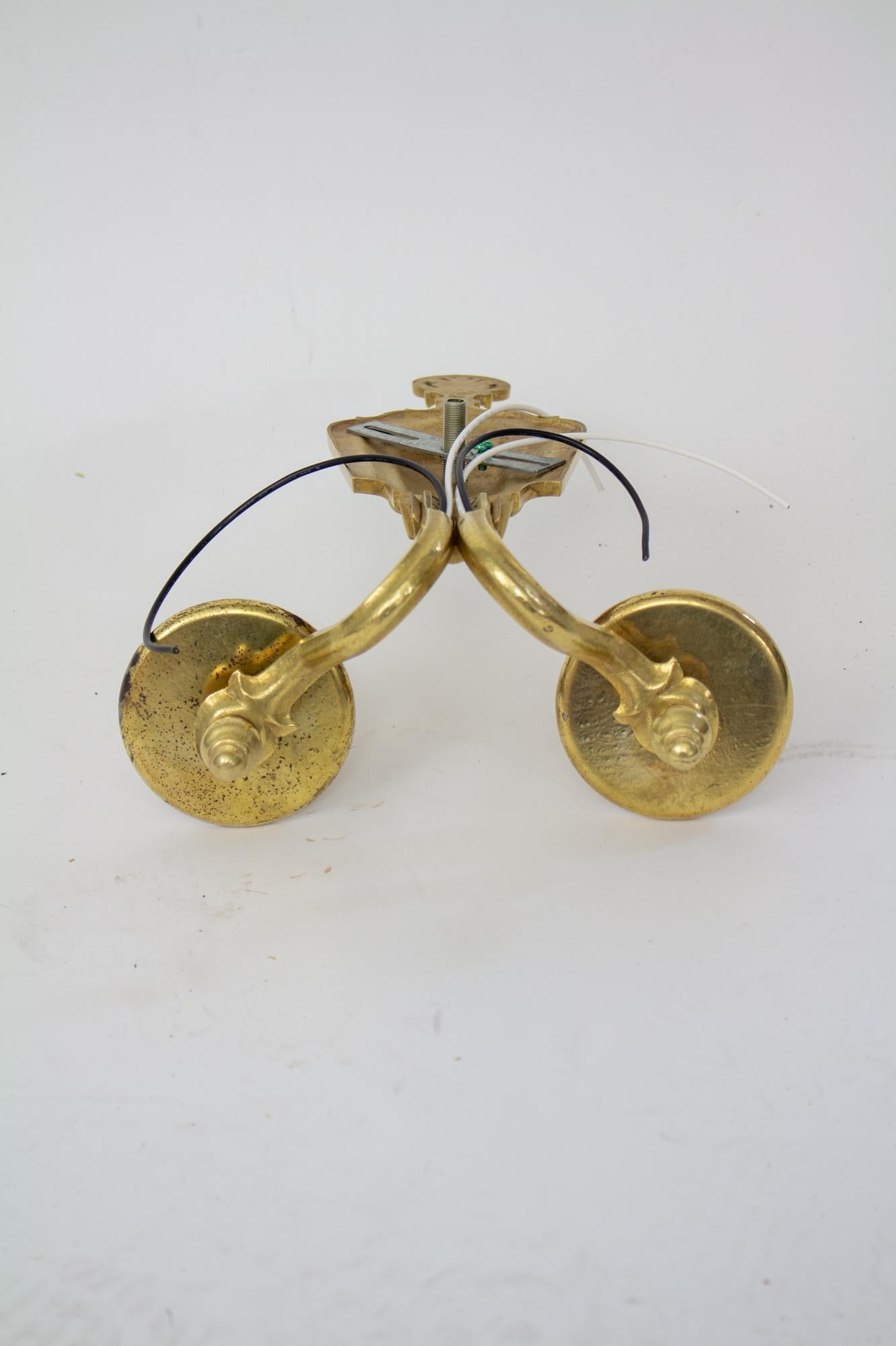 Early 20th Century Two Arm Brass Miller Sconce In Good Condition For Sale In Canton, MA